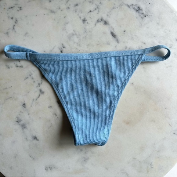 SHEIN Ribbed Squared Blue Bikini Set Size Small - Picture 9 of 10
